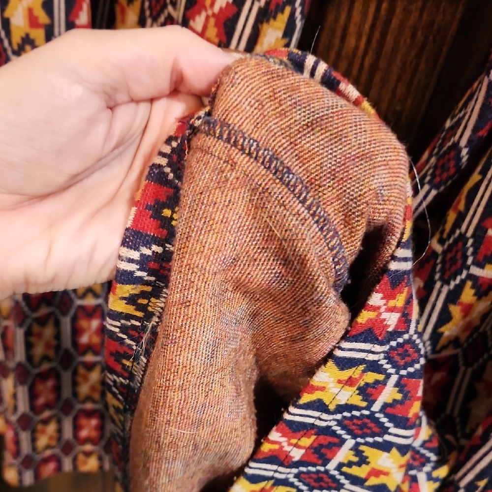 Ivy Jane Multicolor Geometric Patterned Garment - Picture 9 of 9